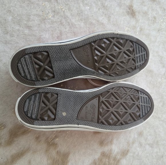 Converse Hot Pink Sneakers Size 8 - Picture 6 of 7